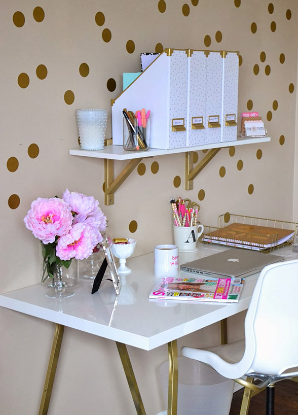 Pink Office Decor: The Best Picks For A Girl Boss Desk
